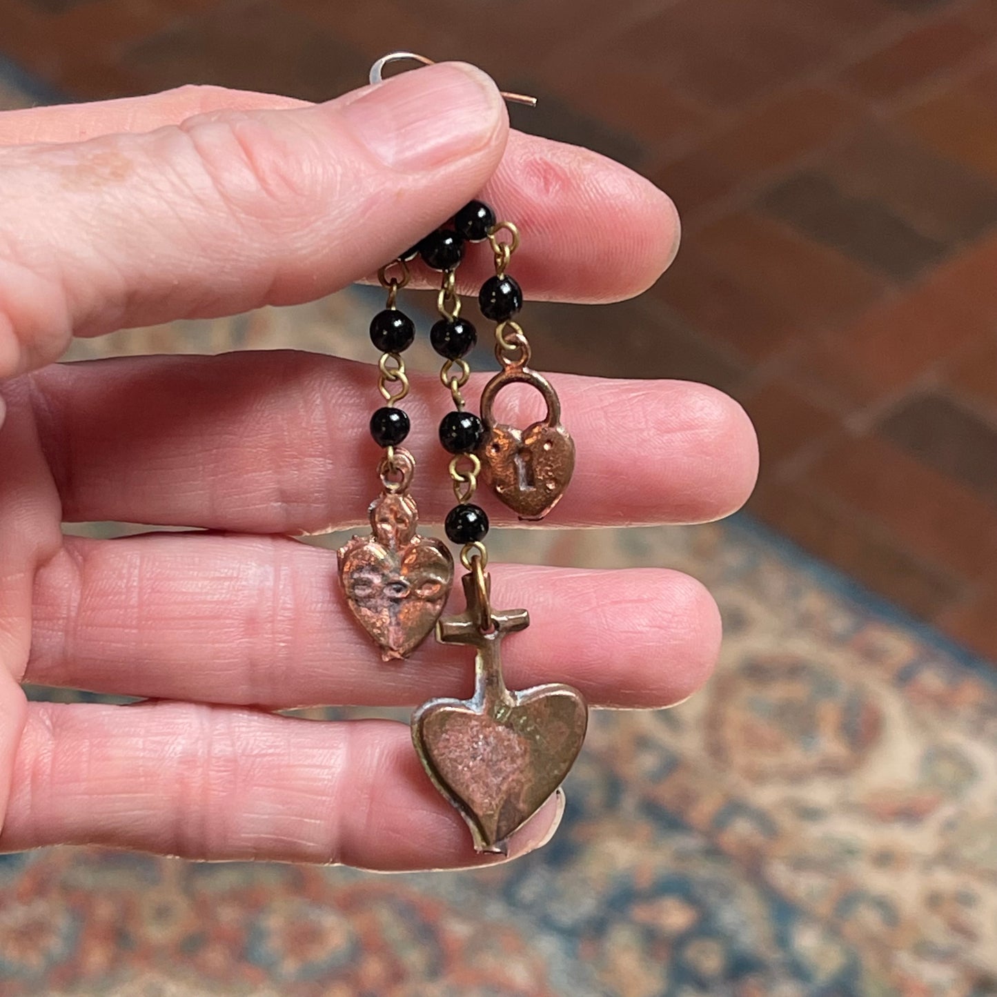 Tres Corazones, Milagro Earrings.