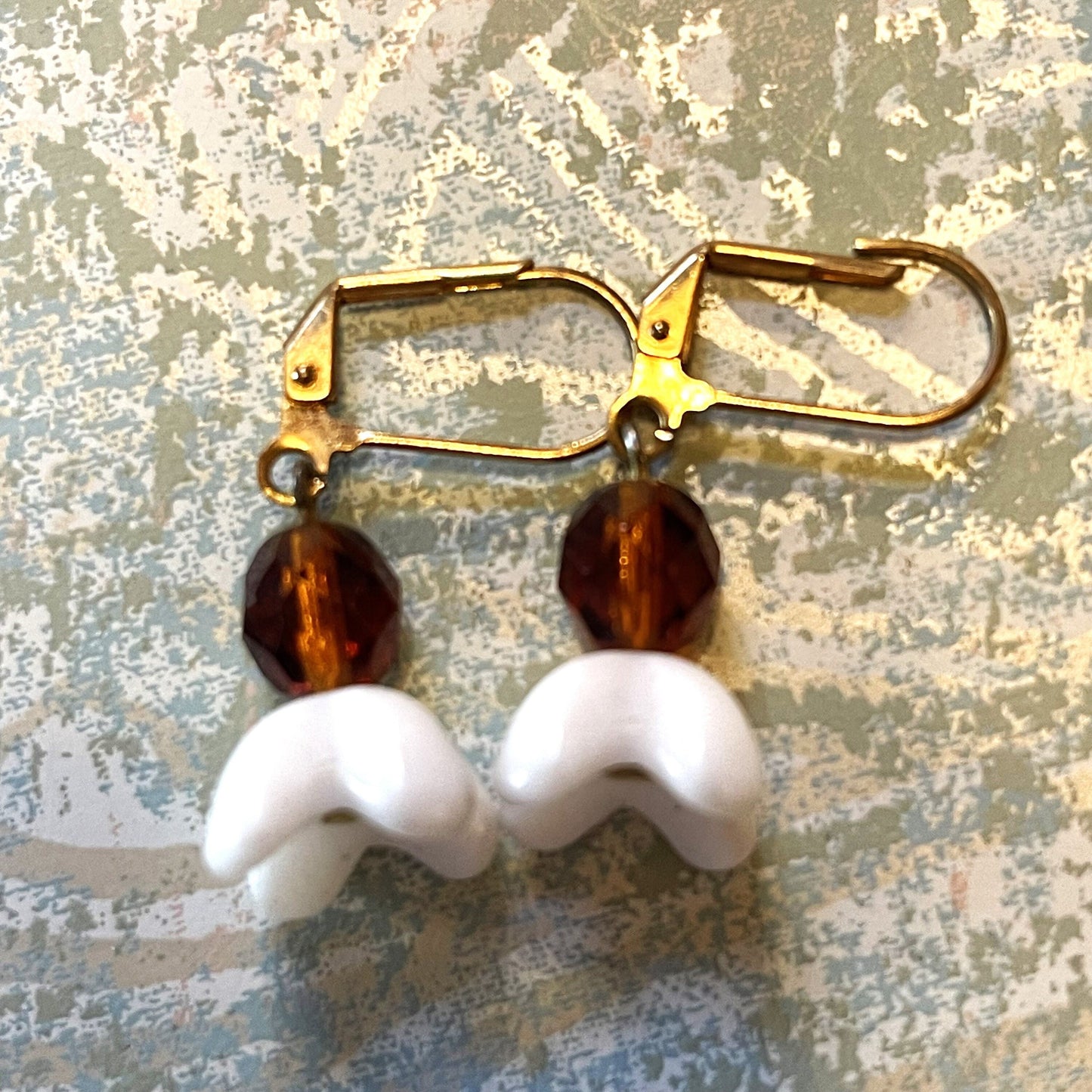 White Flowers with Amber Glass Earrings. Hypoallergenic French Earring Hooks, Gold Plated Wire.